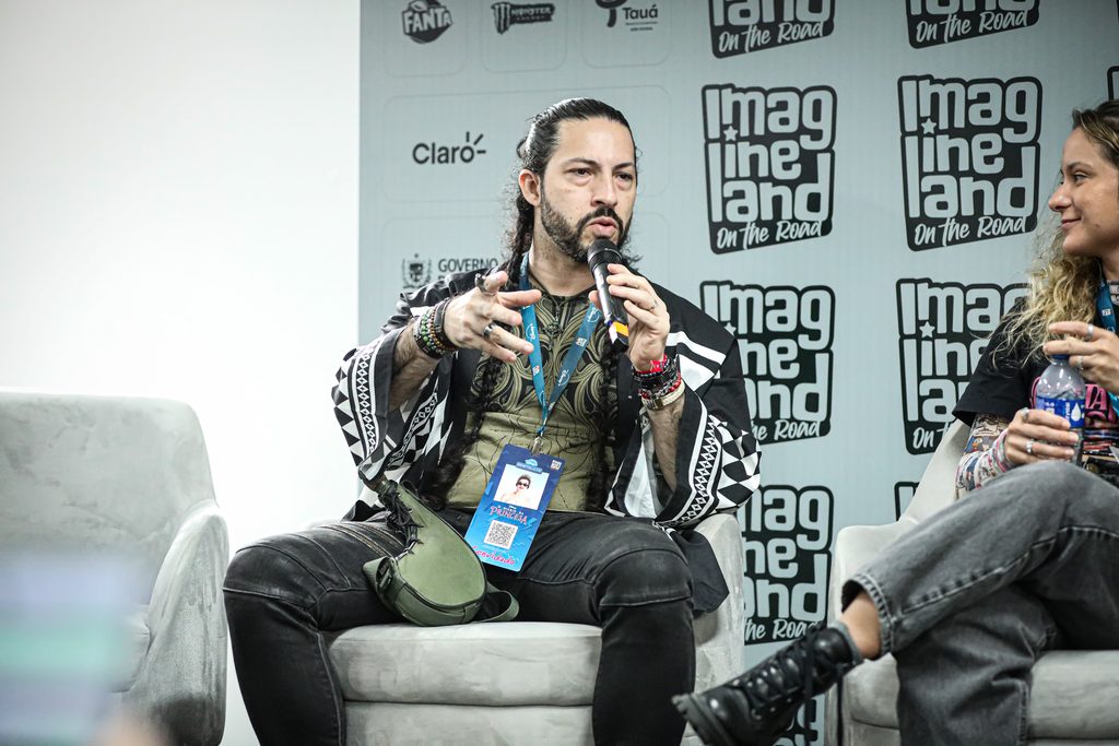 Bruno Linhares da voz ao personagem Ken Ryūguji em Tokyo Revengers - Foto: Rafael Costa