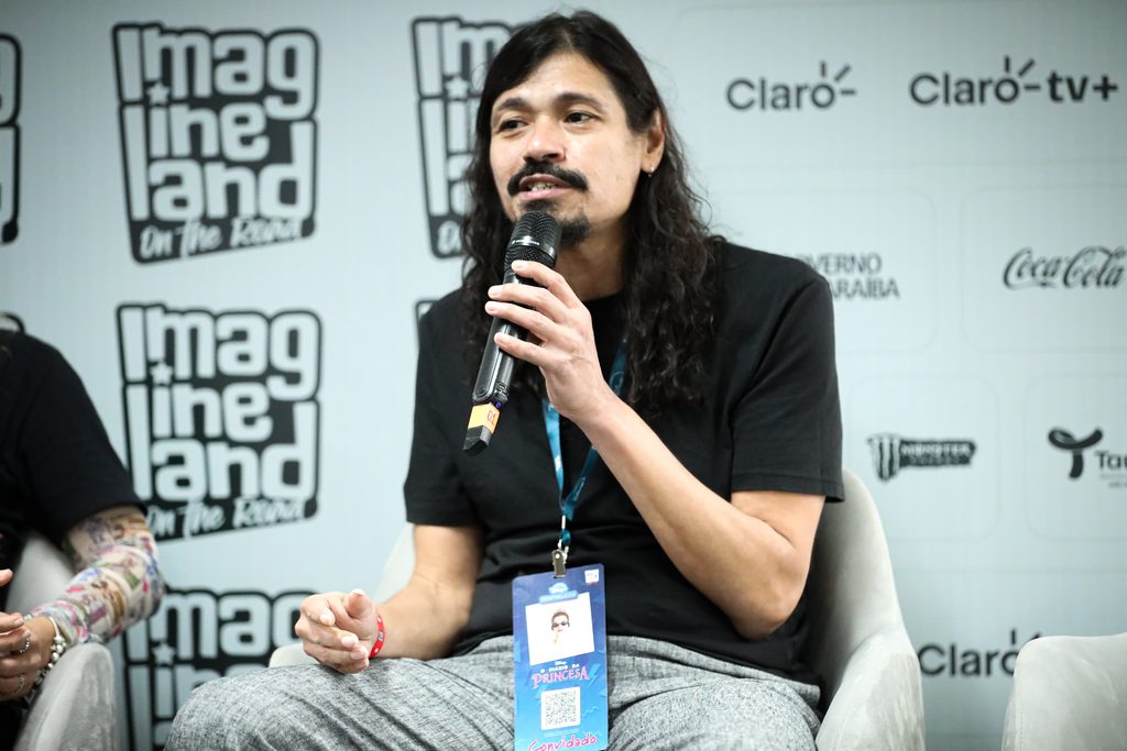 Luiz Sérgio dubla o protagonista de Tokyo Revengers, Takemichi Hanagaki - Foto: Rafael Costa
